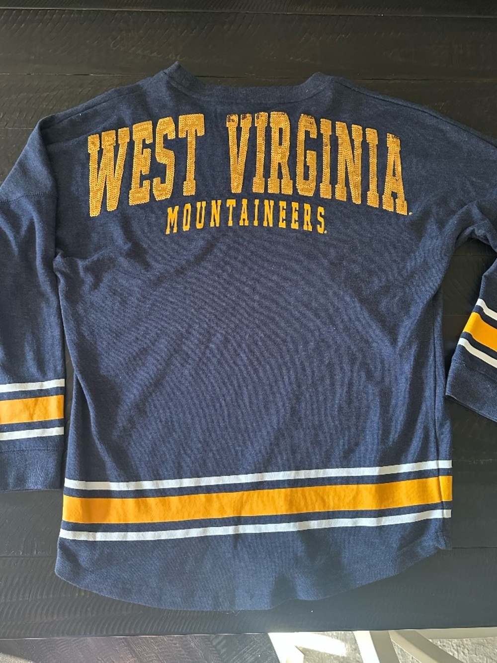 Women's WEST VIRGINIA MOUNTAINEERS Sequin Top ~ Large